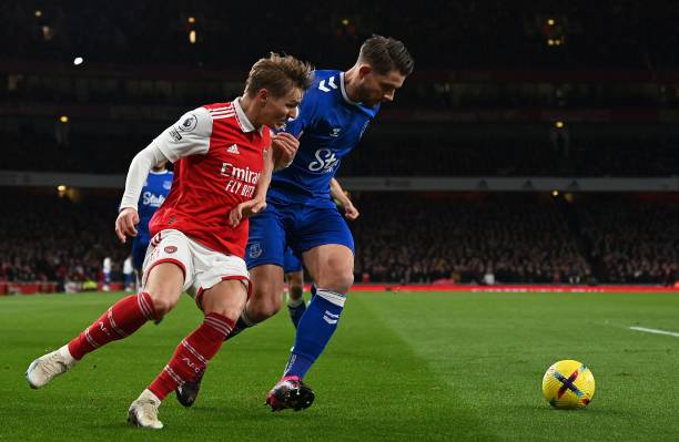 又增添了几 又增添了几